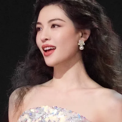 Snowflake pearl earrings, stylish and high-end earrings