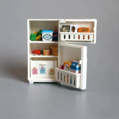 Mini refrigerator toy